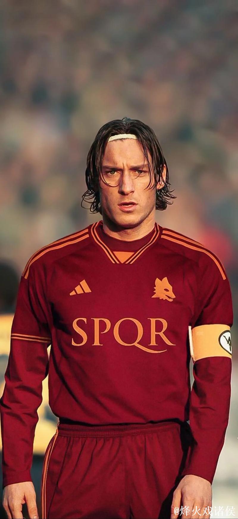 弗朗切斯科·托蒂两分钟的精彩表现, 多么不可思议的球员! 弗朗切斯科·托蒂两分钟的精彩表现, 多么不可思议的球员!